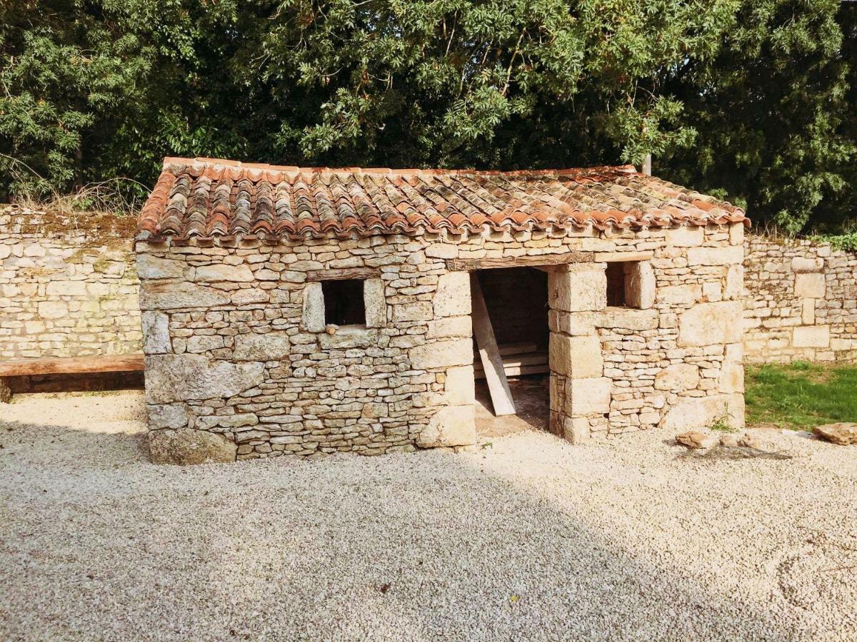 Gites Les Demeures De Valette Azay-le-Brule Exterior foto